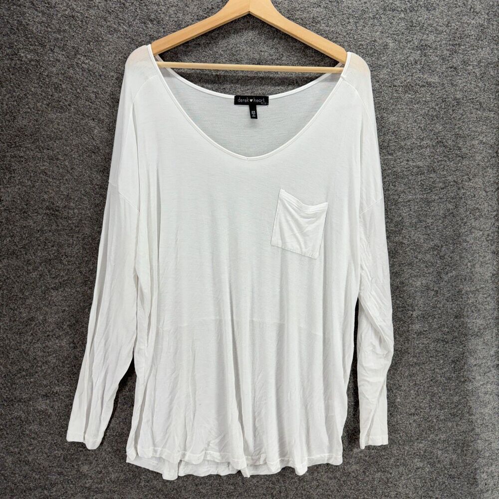 Derek Heart T-Shirt Women 2X Plus White Long Sleeve V-Neck Rayon Pockets Casual